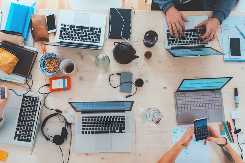 Digital Declutter: Phone and Laptop Organization